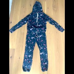 Sundry Floral Sweatsuit Sz 1 (hoodie) Sz 1 (pants)